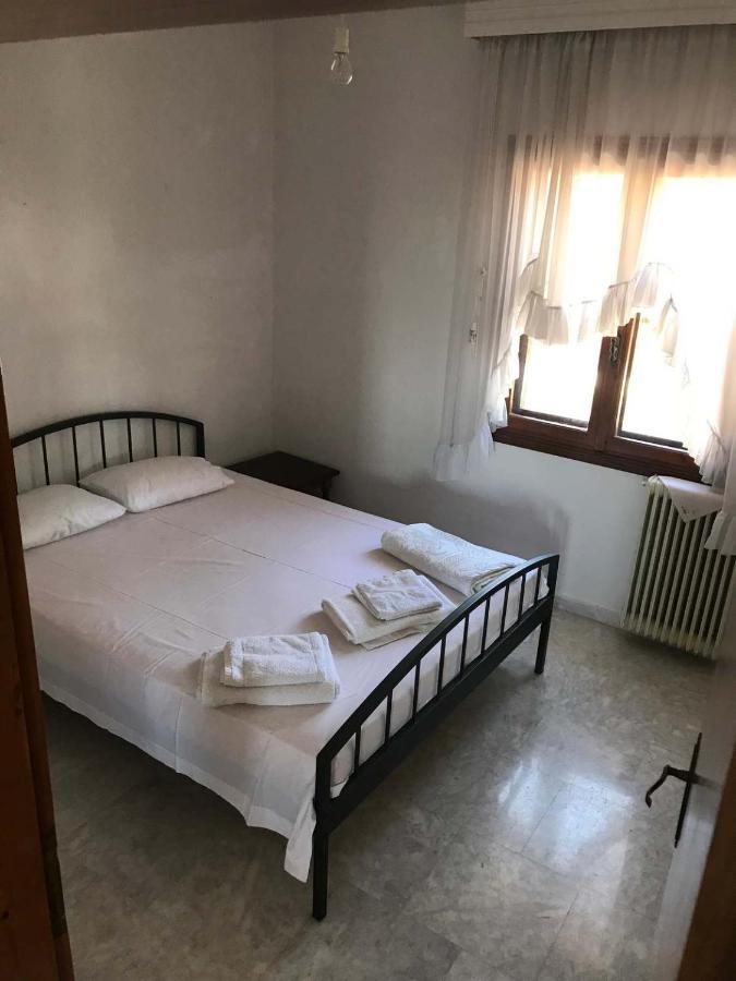 Great First Floor Appartment With View Nea Kallikrateia Ngoại thất bức ảnh