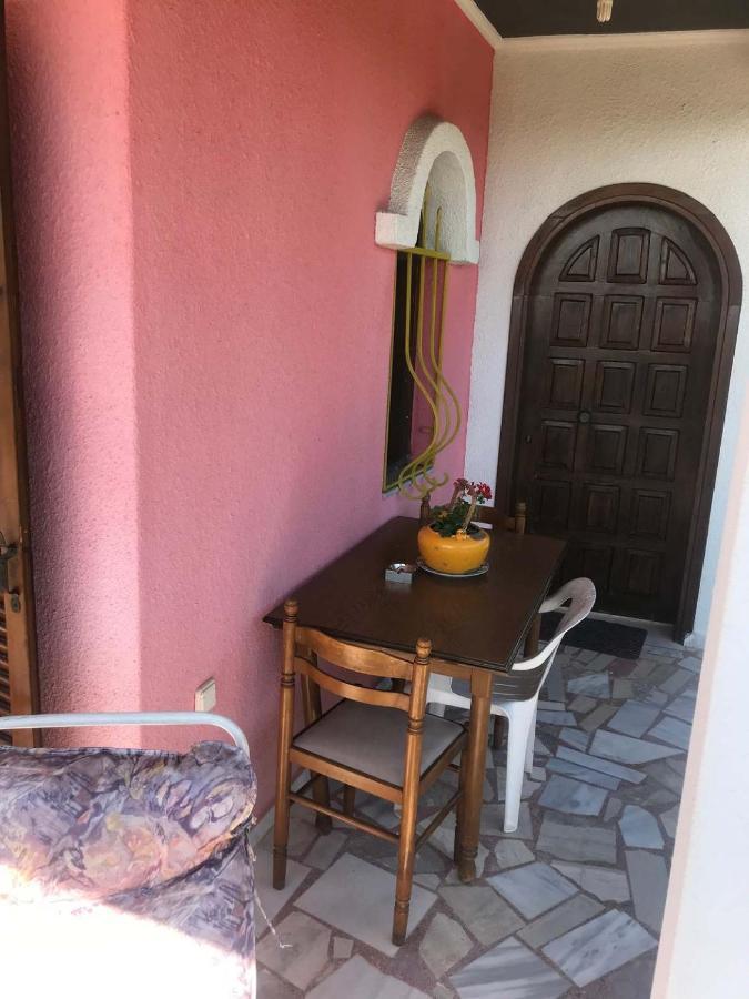 Great First Floor Appartment With View Nea Kallikrateia Ngoại thất bức ảnh