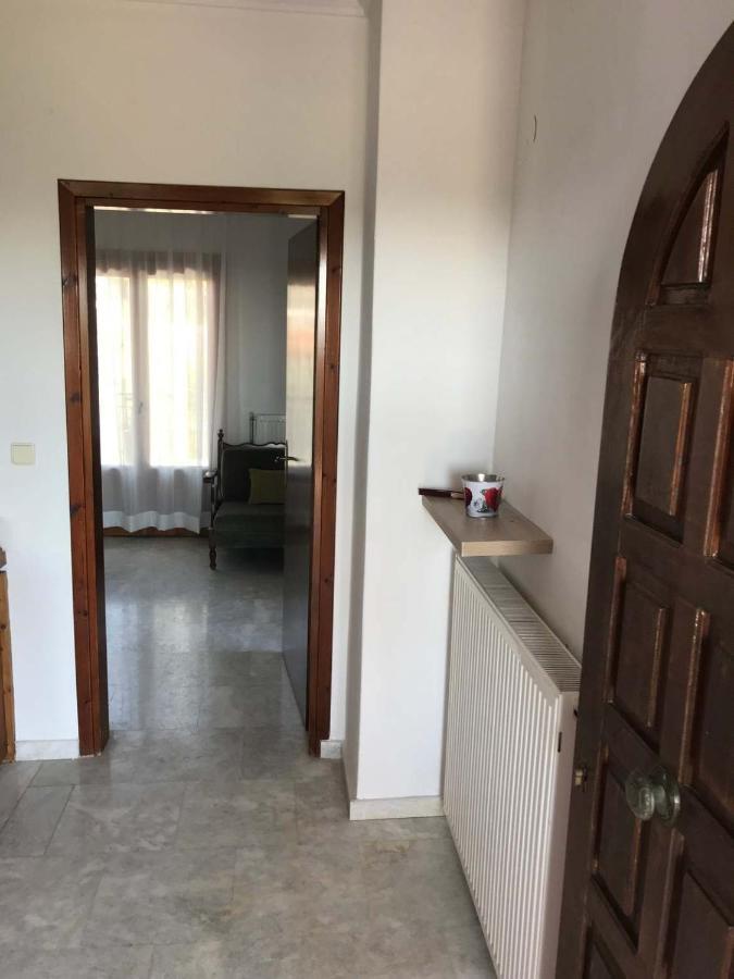 Great First Floor Appartment With View Nea Kallikrateia Ngoại thất bức ảnh